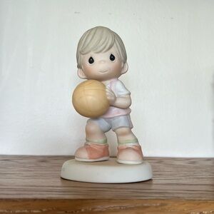 Precious Moments ‘I’d Jump Through Hoops For You’ Figurine